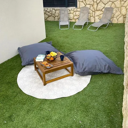Holiday House Maze With Jacuzzi Novalja Exterior photo